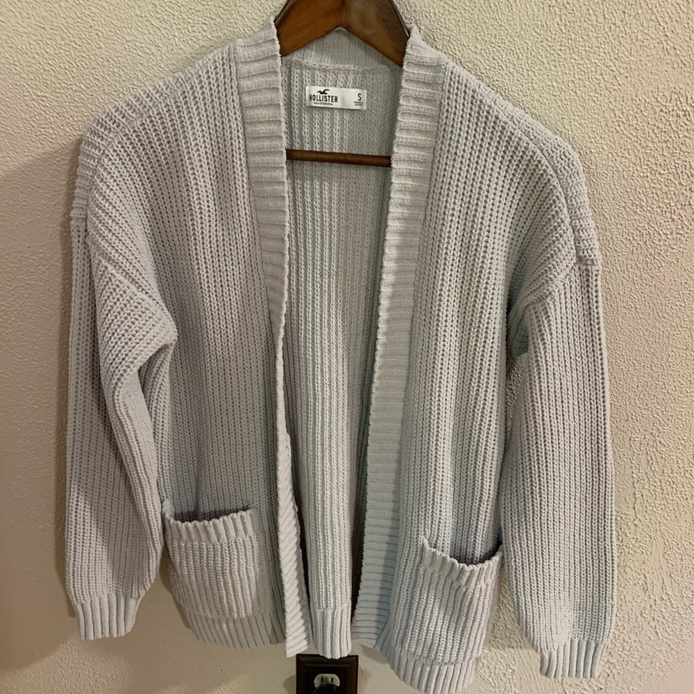 Hollister cardigan